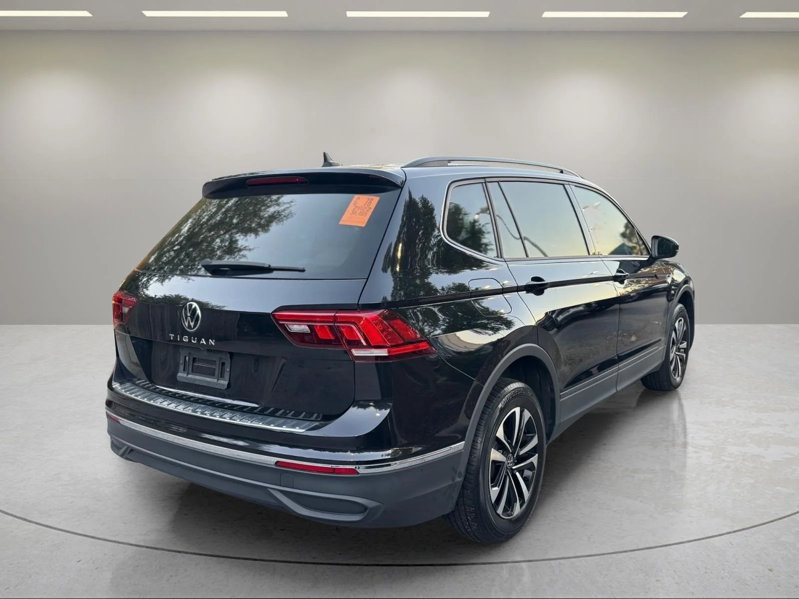 Used 2022 Deep Black Pearl Volkswagen S image 11