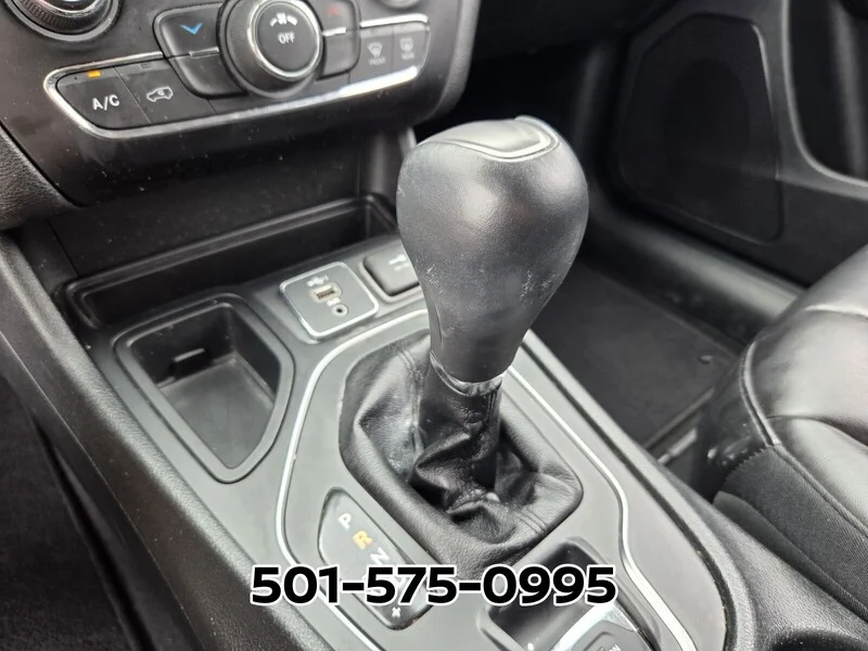 Used 2019 Velvet JEEP LATITUDE PLUS FWD image 22