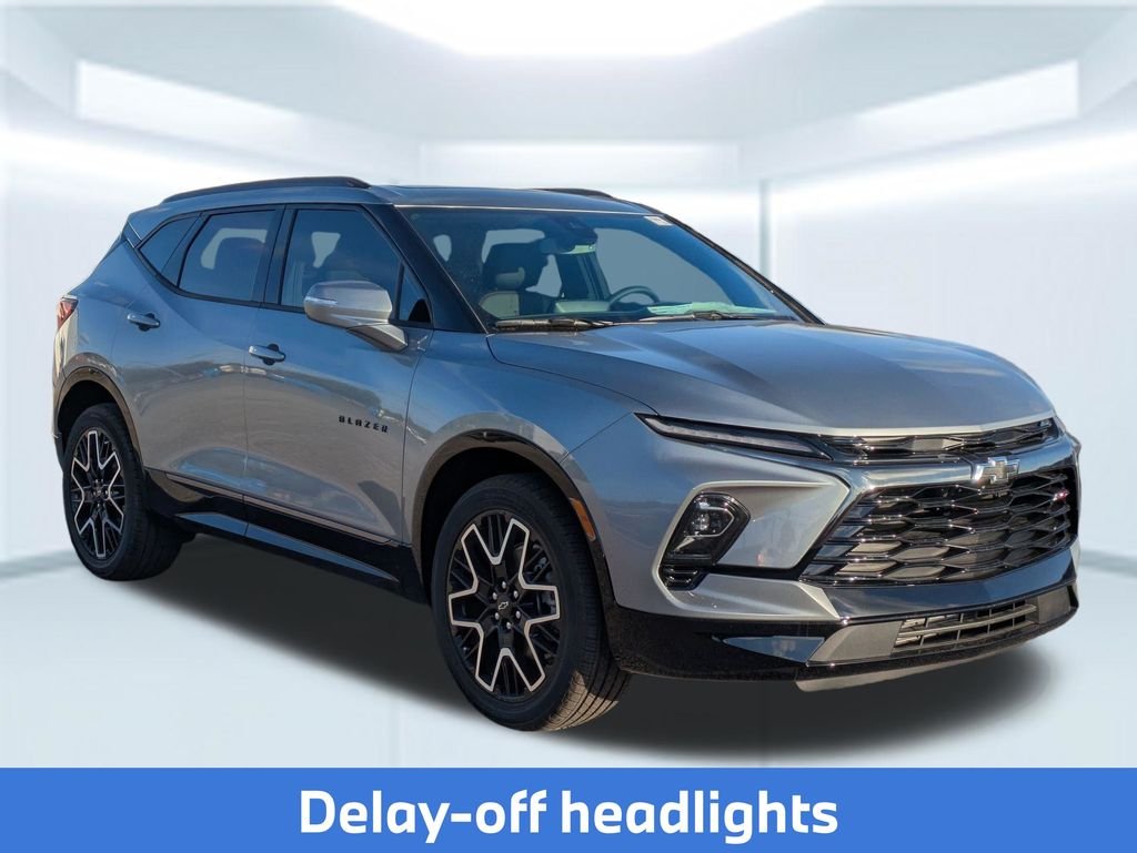 Used 2026 Gray Chevrolet RS image 9
