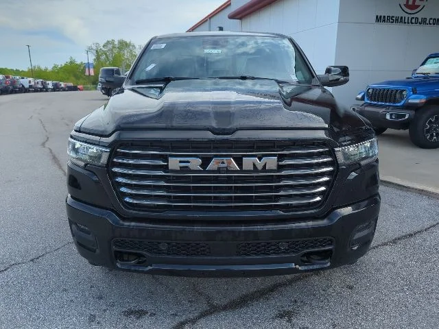 New 2026 Diamond Black Crystal Pearl-Coat Exterior Paint RAM Laramie image 4