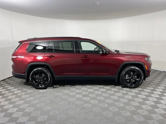 Used 2026 Red Jeep Limited image 8