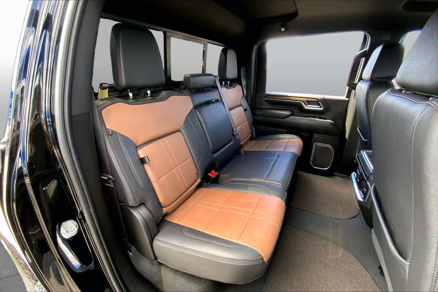 Used 2024 Black Chevrolet High Country image 20