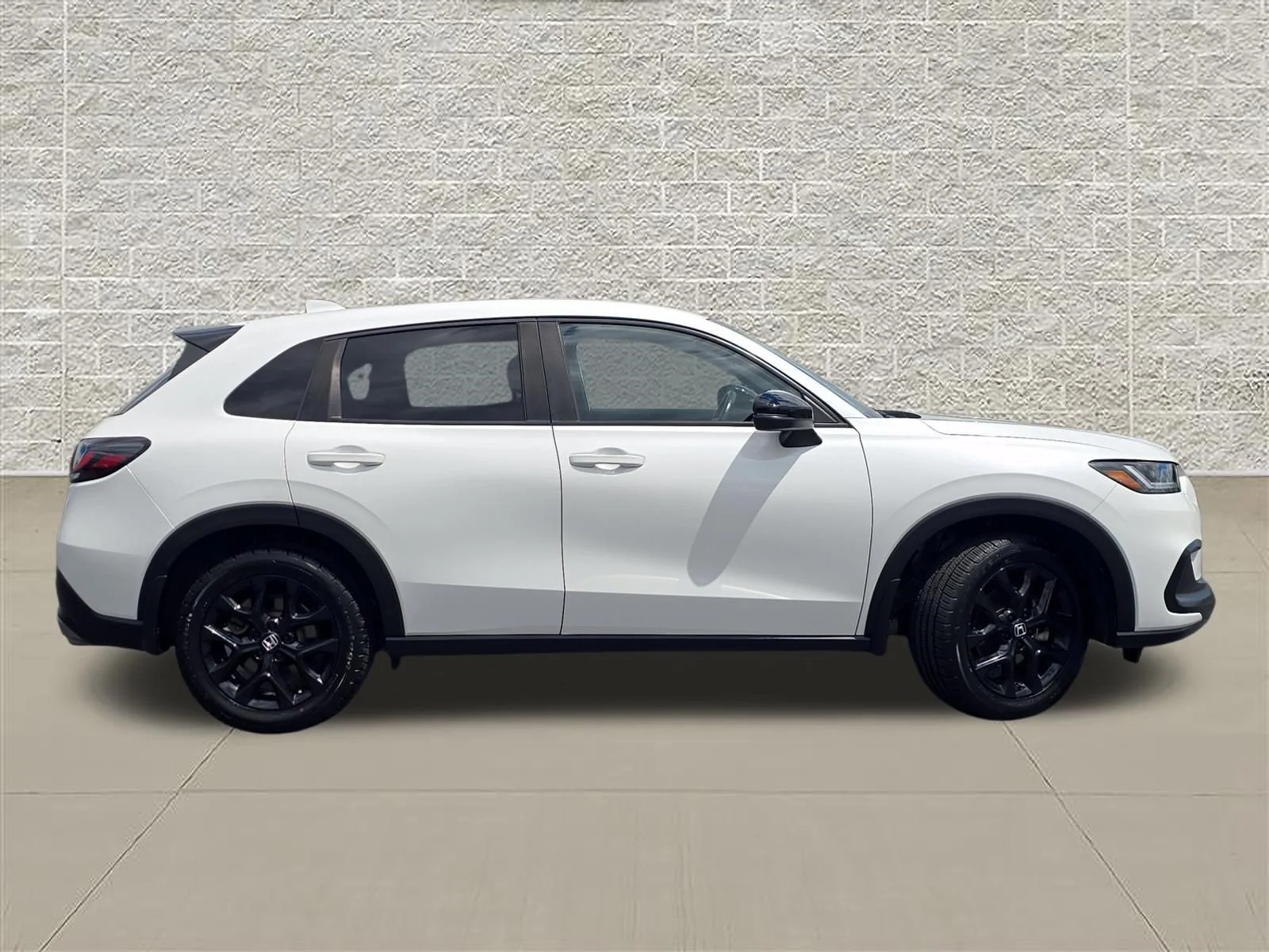 Used 2023 Platinum White Pearl Honda Sport image 8