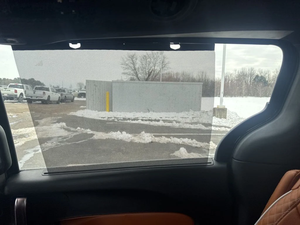 2026 Chrysler Pacifica Pinnacle - Photo 44