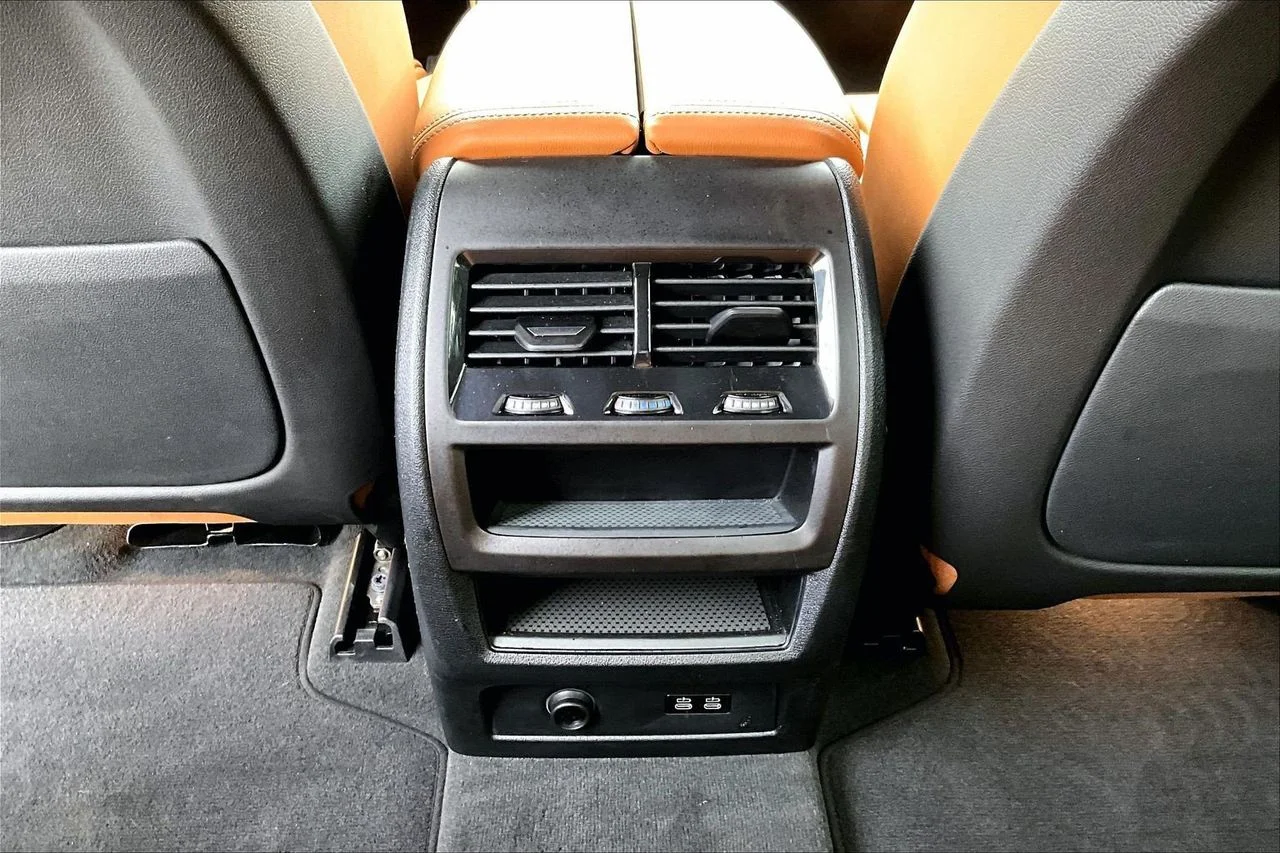Certified Used 2024 Gray BMW xDrive40i image 17