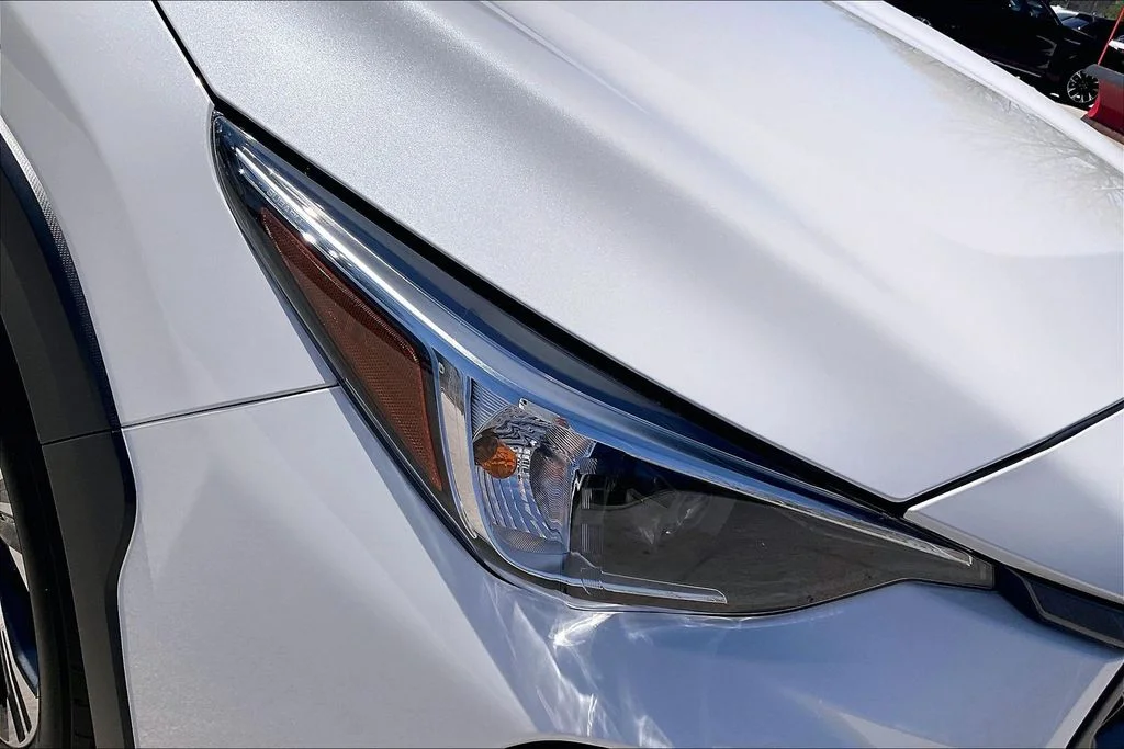 Used 2026 White Subaru Premium image 29