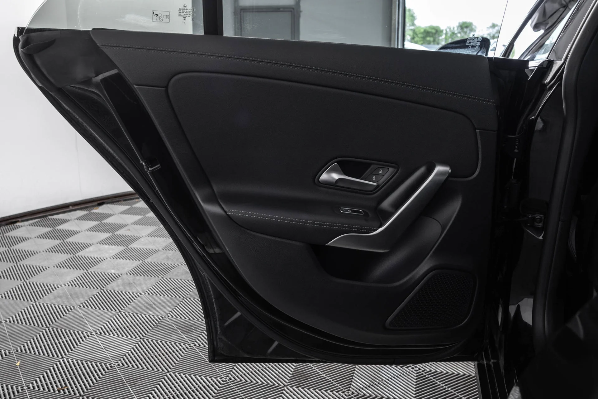 Used 2025 Black Mercedes-Benz 4MATIC® image 36