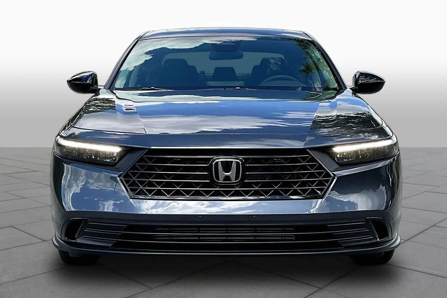 New 2026 Meteorite Gray Metallic Honda SE image 3