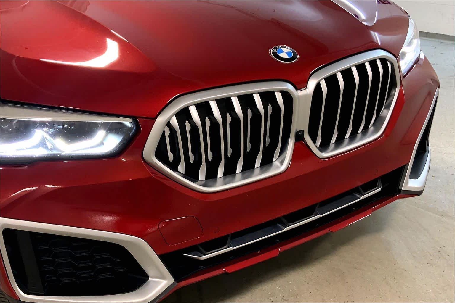Used 2021 Flamenco Red Metallic BMW xDrive40i image 32