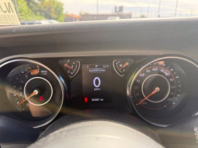 Used 2023 Gray Jeep Sport image 17