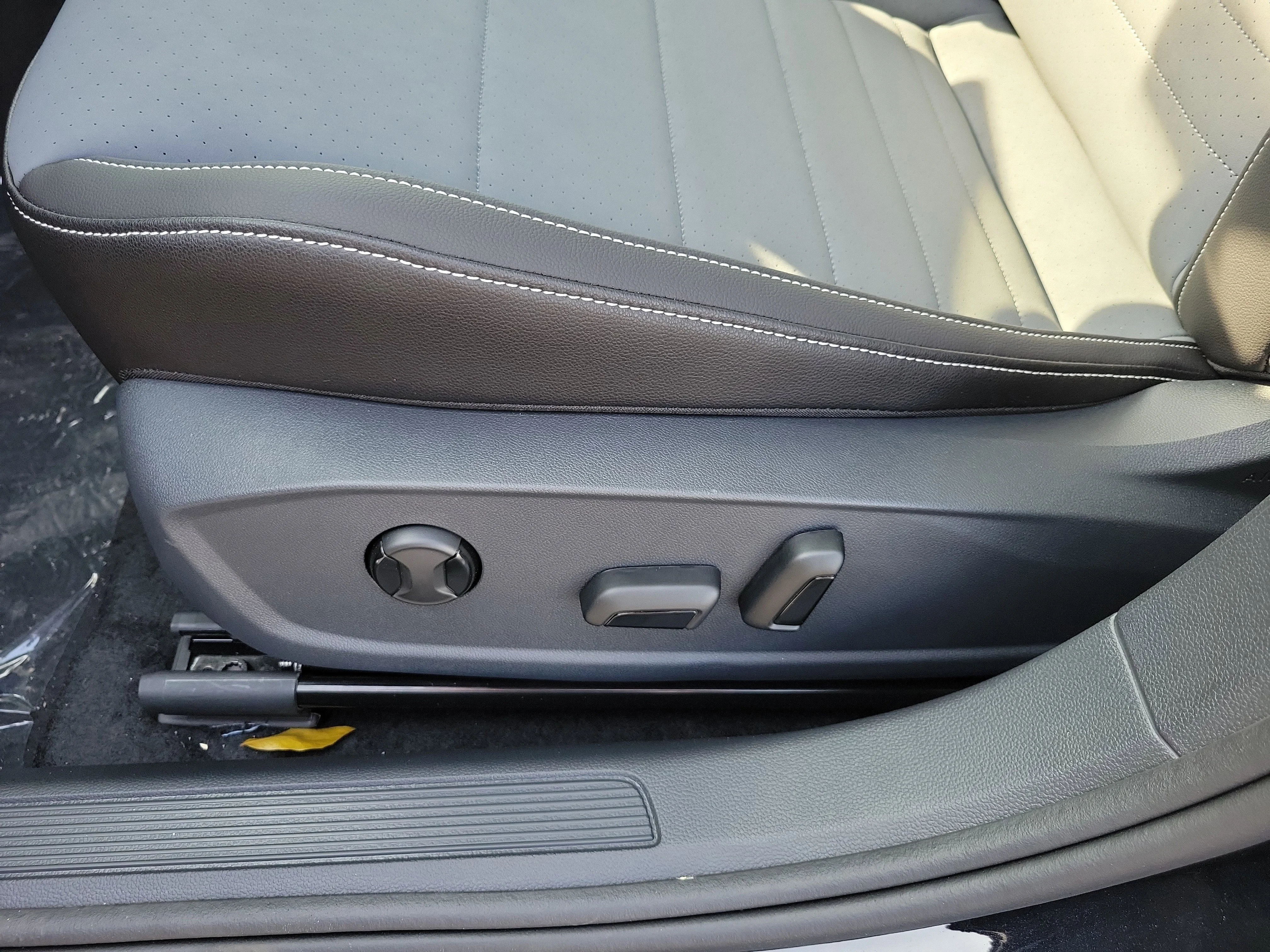 2026 Volkswagen Jetta SE - Photo 19