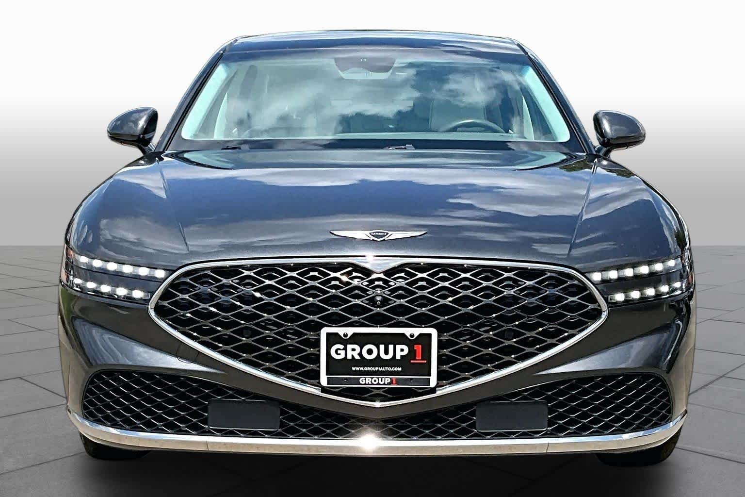 Used 2023 Makalu Gray Genesis e-SC image 4