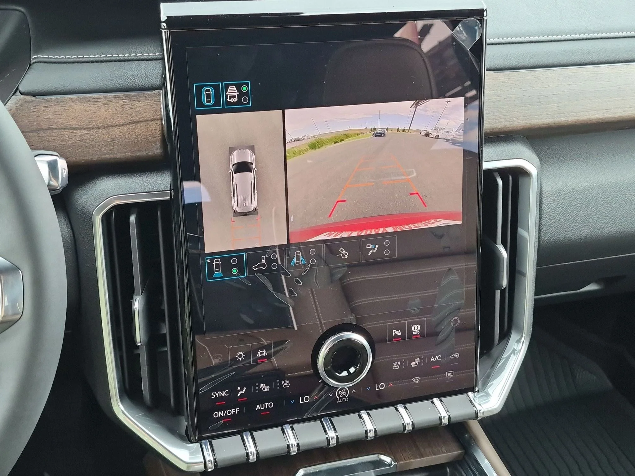 2027 GMC Acadia Denali Ultimate - Photo 14
