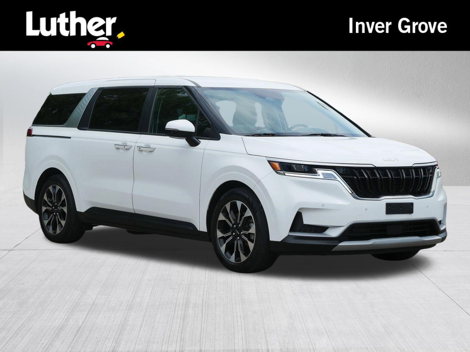 2023 Kia Sedona EX's photo