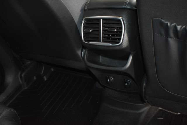 Used 2020 Red Hyundai SEL image 18