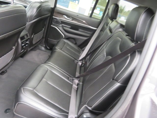 Used 2023 Baltic Gray Metallic Clearcoat Jeep  image 18