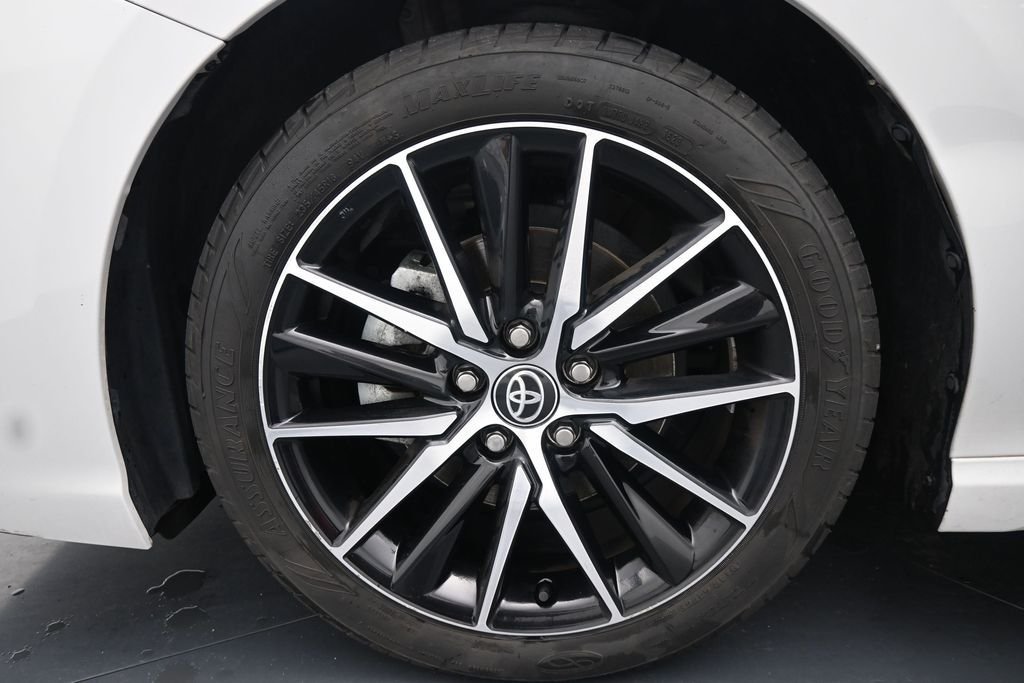Used 2023 White Toyota SE image 14