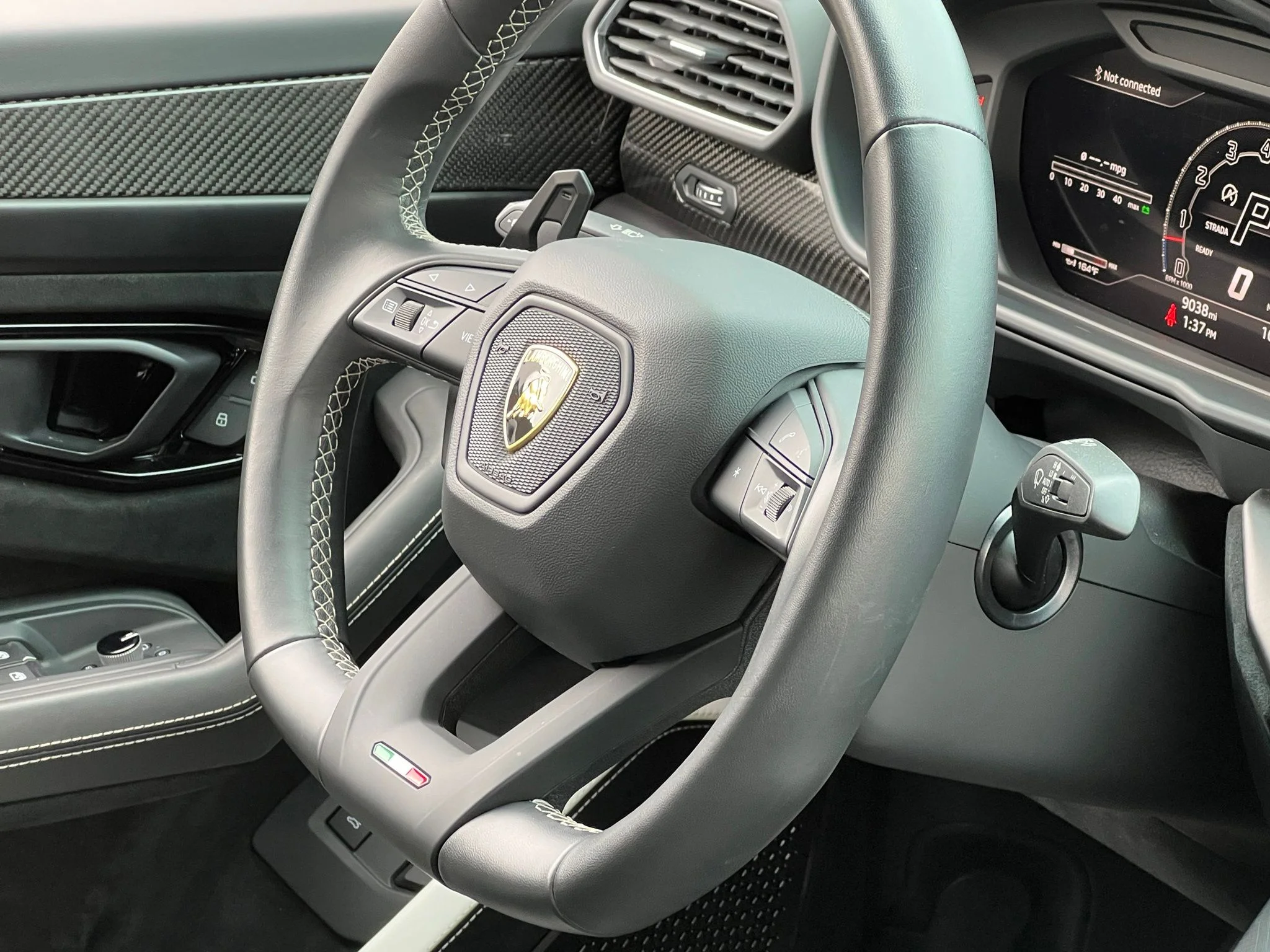 Used 2023 Blue Lamborghini Performante image 42