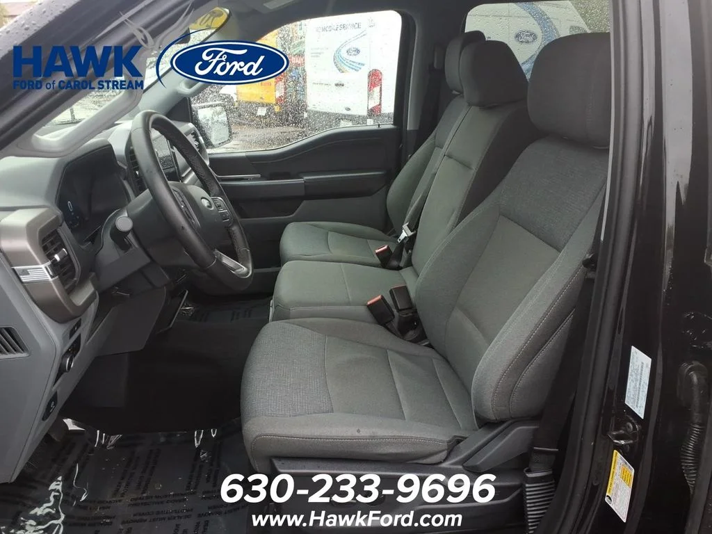 Used 2025 Black Ford XLT image 26