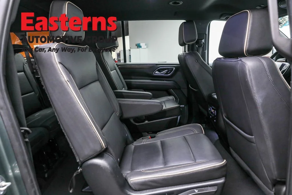 Used 2023 Green Chevrolet Premier image 25