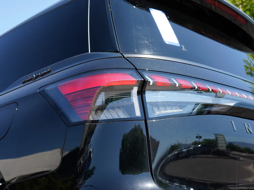 Certified Used 2026 Mineral Black/Graphite Shadow INFINITI AUTOGRAPH image 8