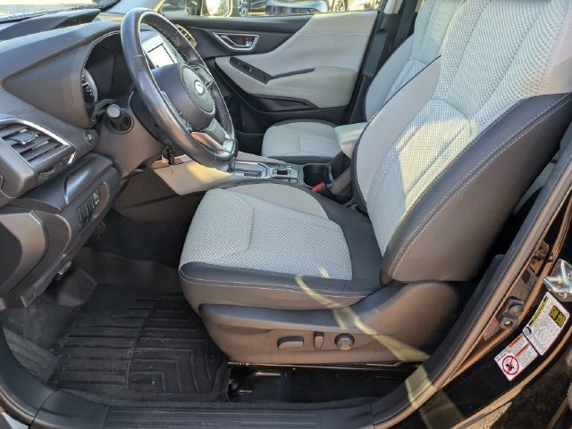 Used 2020 Black Subaru Premium image 15