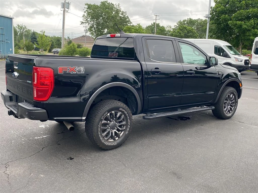 Used 2019 Shadow Black Ford XLT image 10