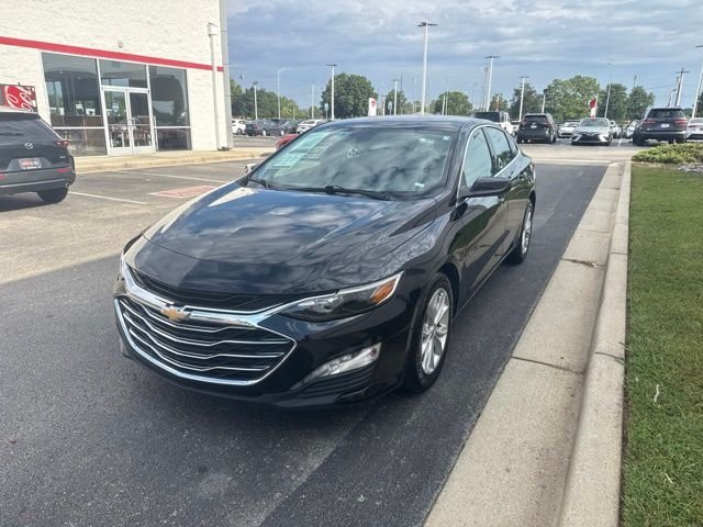 Used 2025 Black Chevrolet LT image 3