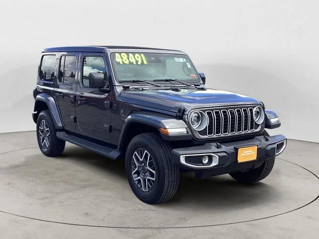 Certified Used 2025 Crystal Metallic Jeep Sahara image 7