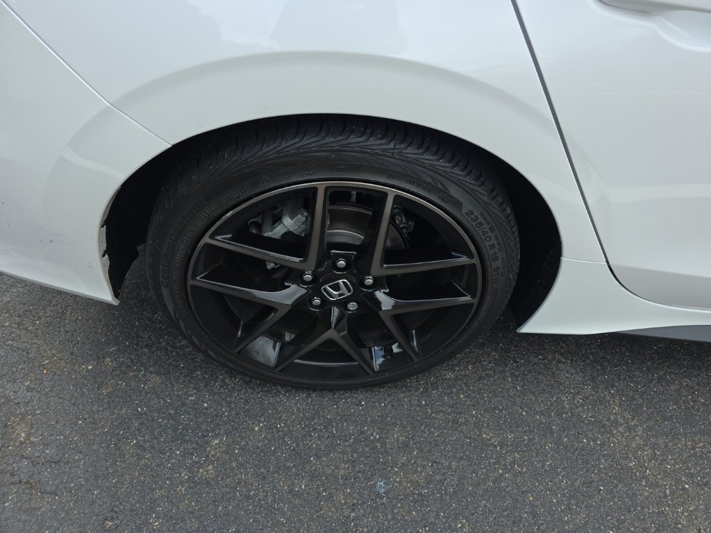 Used 2024  Honda Sport Touring image 5