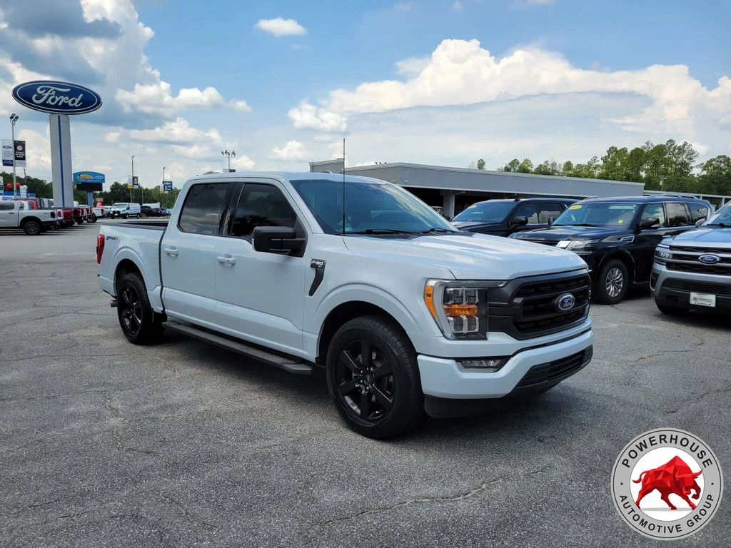 Used 2022 White Ford XLT image 8