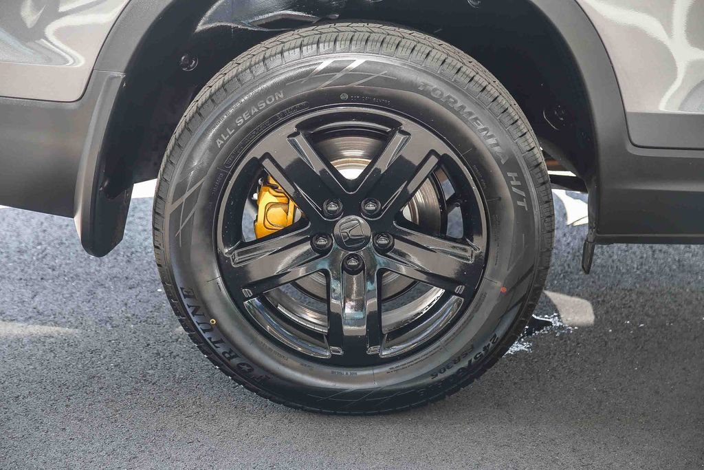 Certified Used 2023 Modern Steel Metallic Honda AWD RTL-E image 37