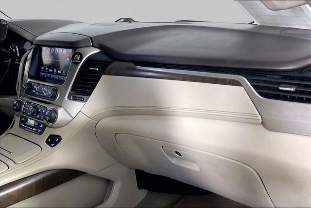 Used 2019 Gray GMC Denali image 23
