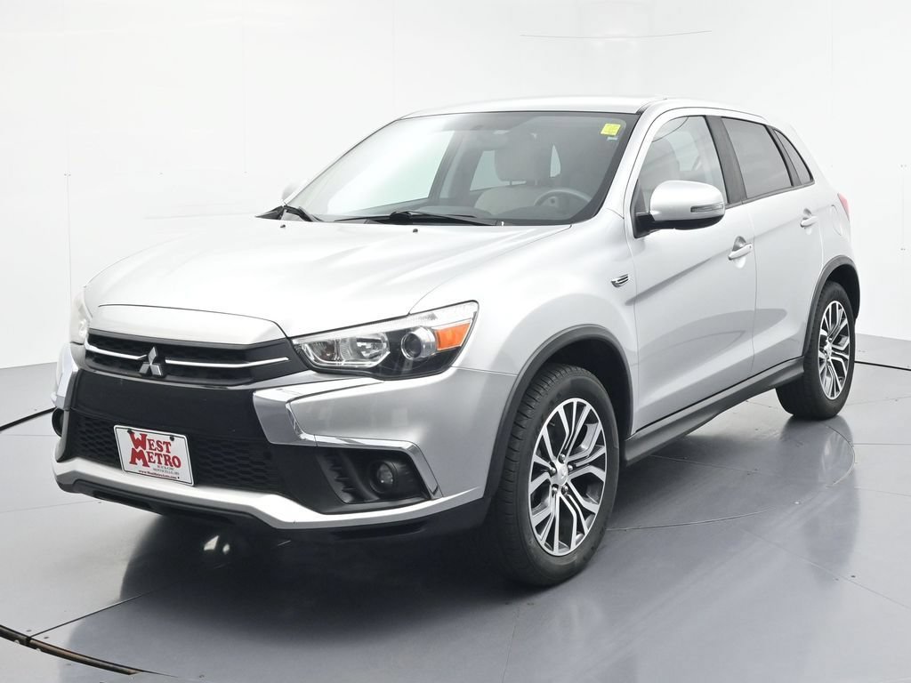 2018 Mitsubishi Outlander Sport 2.0 ES 2WD CVT's photo