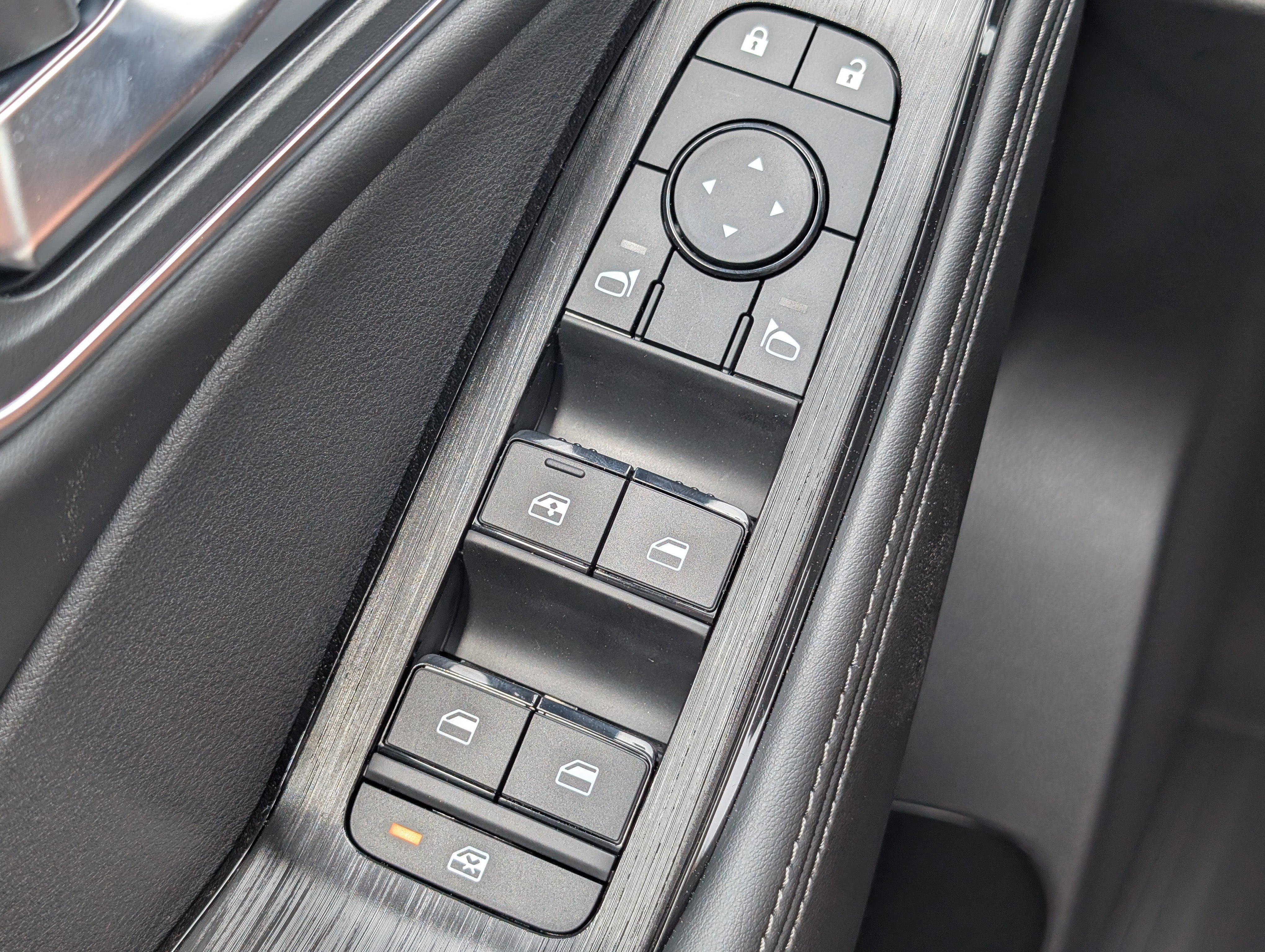 New 2026 Deep Ocean Blue Pearl Nissan Platinum image 22