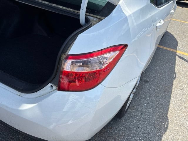 Used 2017 Super White Toyota LE image 8