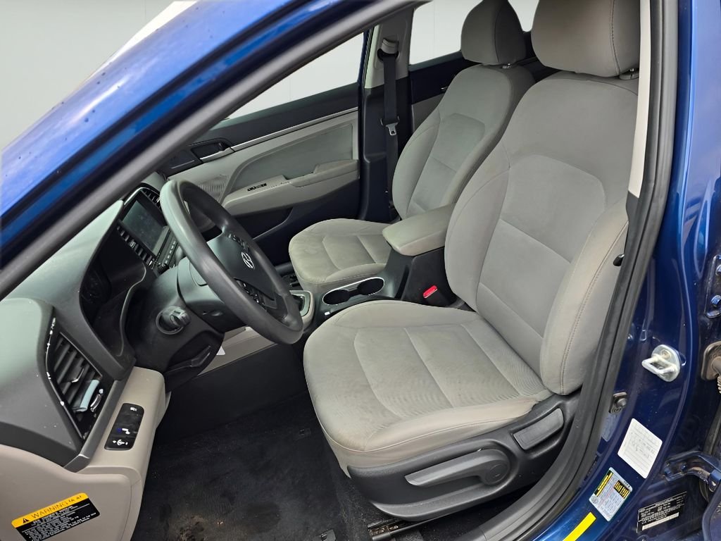 Used 2018 Lakeside Blue Hyundai SEL image 26