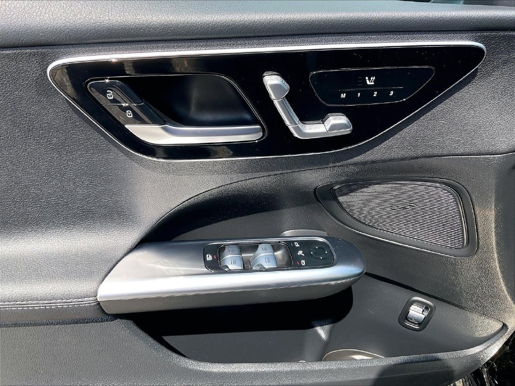 Used 2026 Black Mercedes-Benz C 300 image 36