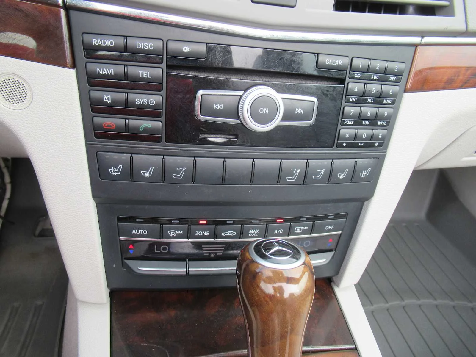Certified Used 2012 Quartz Blue Metallic Mercedes-Benz E 350 image 23