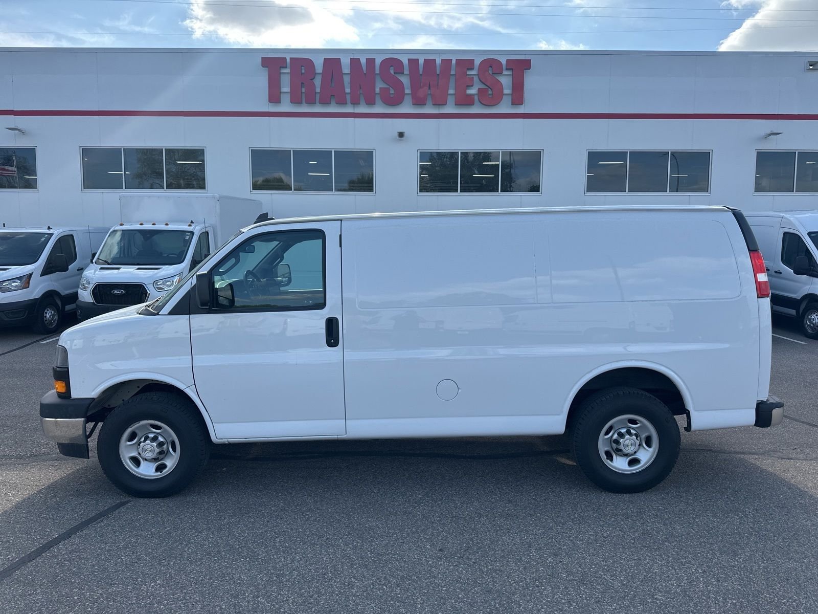 Used 2021 Chevrolet Express Cargo Work Van with VIN 1GCWGAFP0M1302159 for sale in Minneapolis, Minnesota