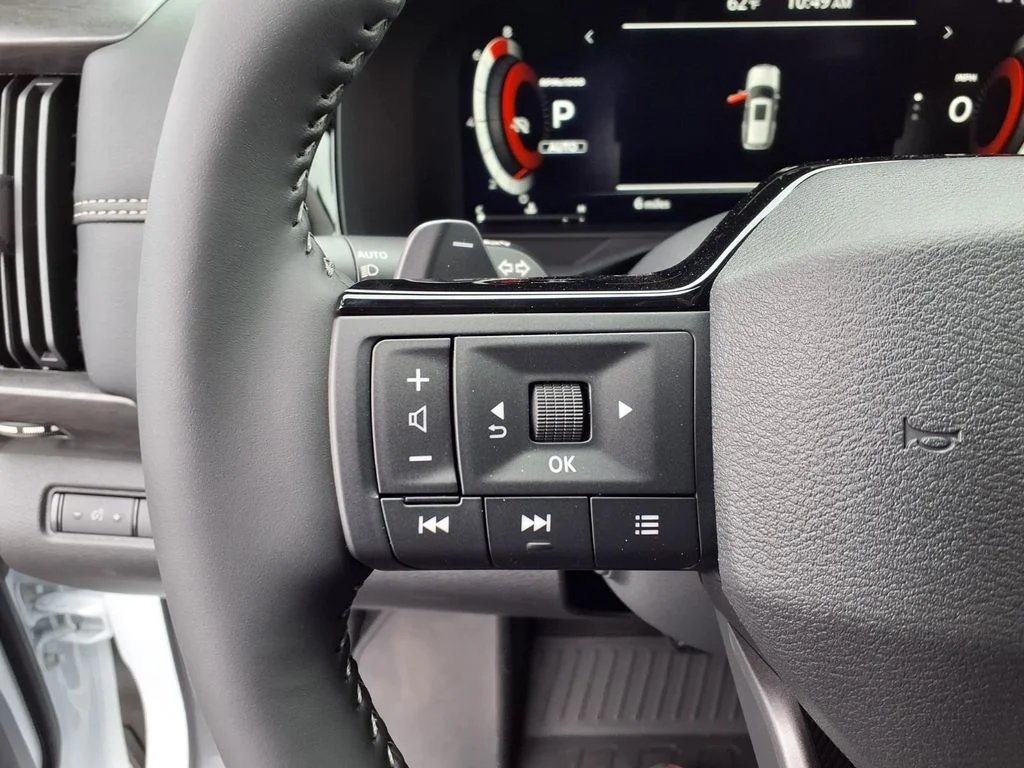 New 2026 Everest White Pearl TriCoat Nissan Platinum image 13