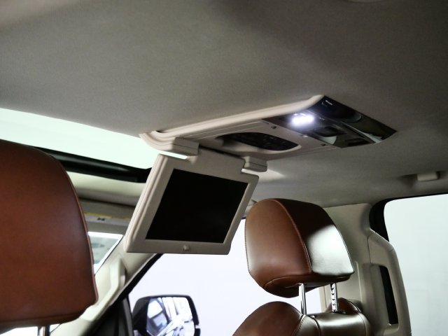 Certified Used 2019  Cadillac Premium Luxury image 16