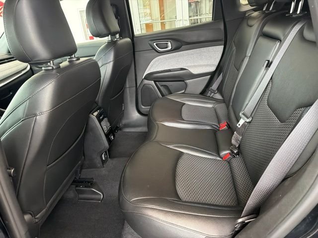 Used 2024 Black Jeep Latitude image 12