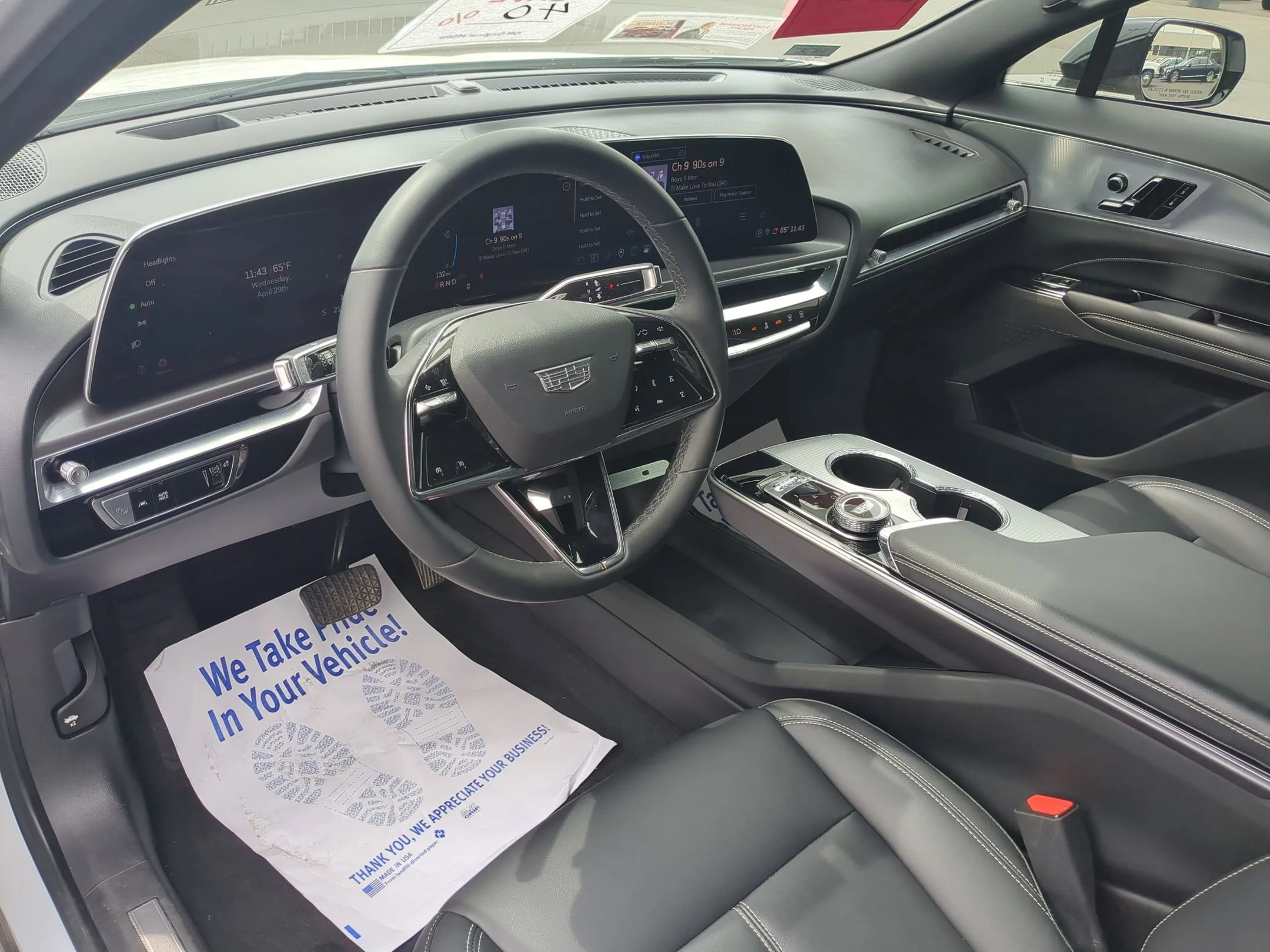 Used 2024 Crystal White Tricoat Cadillac Tech image 10