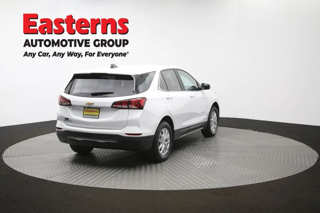 Used 2022 White Chevrolet LT image 39