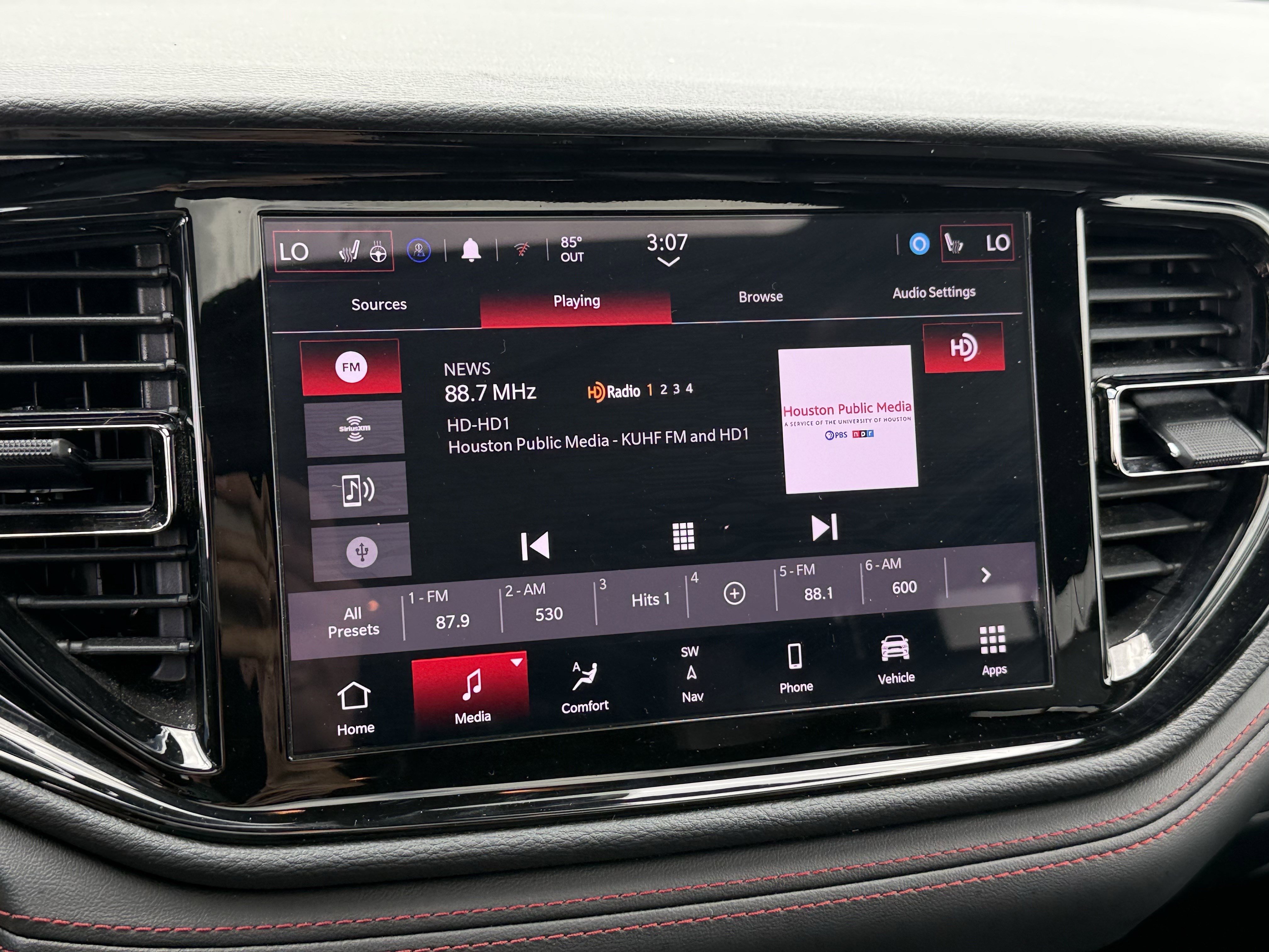 Used 2024 Octane Red Pearlcoat Dodge  image 19