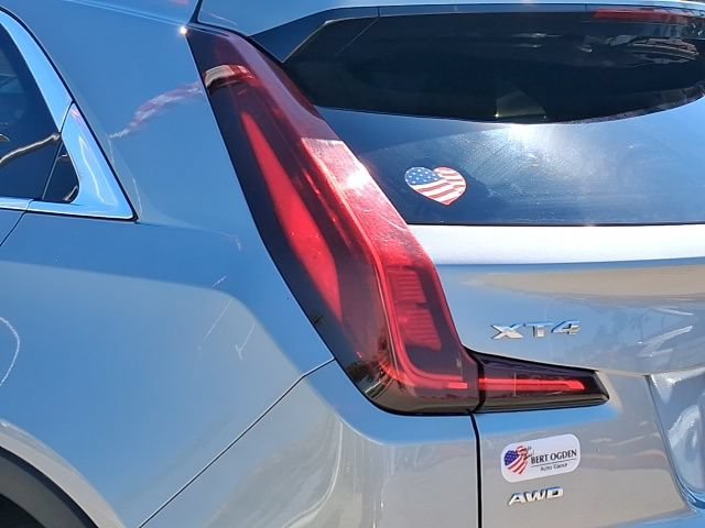Used 2025 Argent Silver Metallic Cadillac Premium Luxury image 8