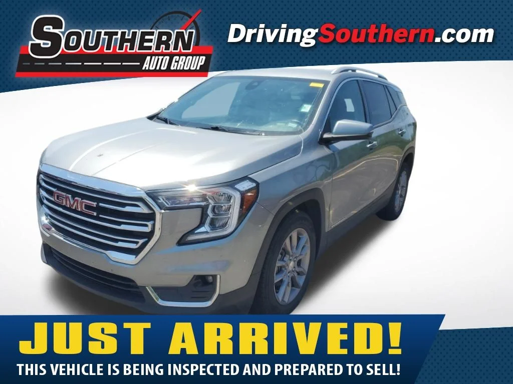 2024 GMC Terrain SLT FWD's photo