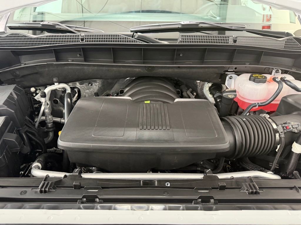 New 2026 Summit White GMC SLT image 4