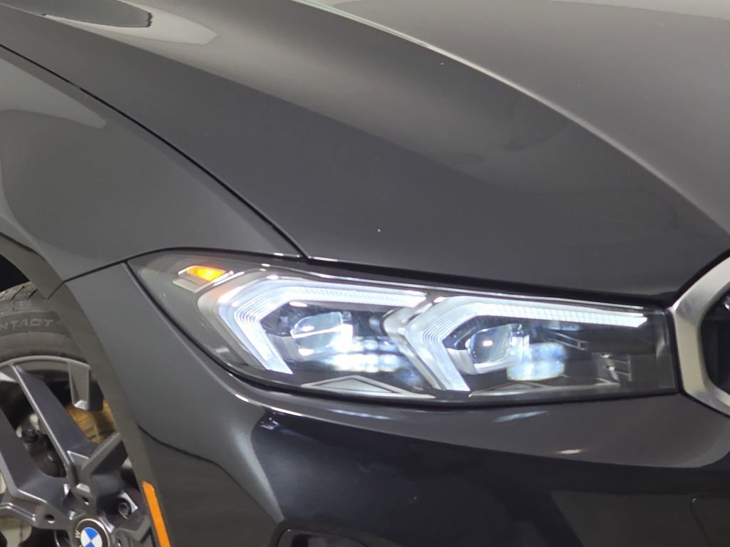 2025 BMW 3 Series 330i - Photo 36